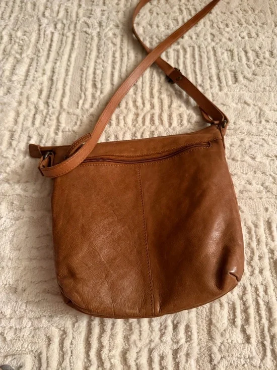 Wise Owl Brown Leather Crossbody Bag Soft Leather Multi Zip Casual Everyday Bag - Picture 3 of 6